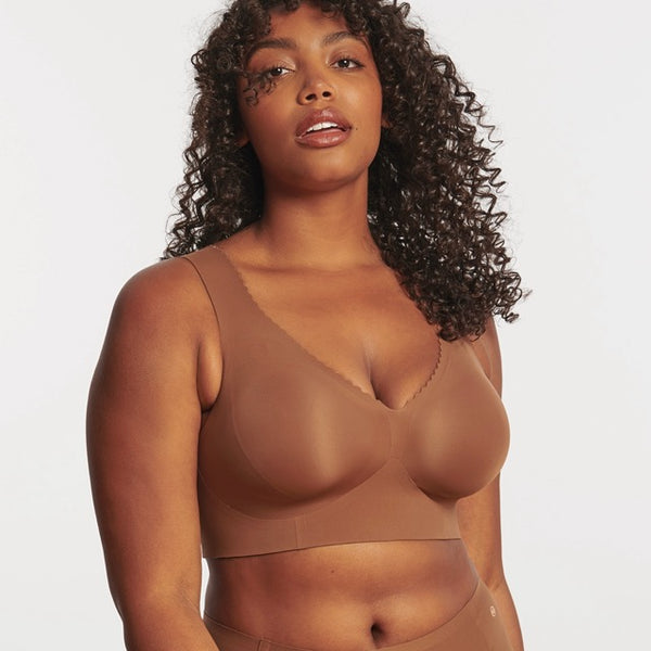 The Evelyn Wireless Bra by Evelyn & Bobbie